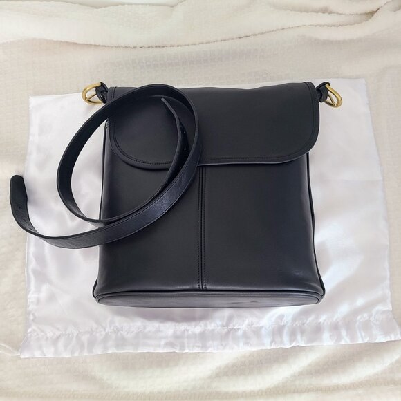 Mint Condition Coach Lightweight Whitney Bag - Picture 2 of 9